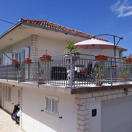Quality Vila "Comfort" Trogir Exterior foto