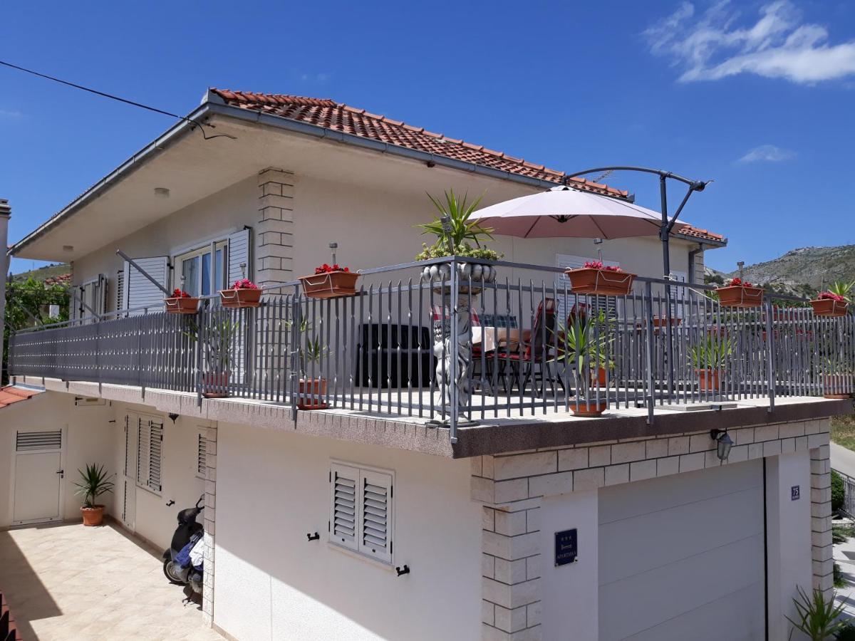 Quality Vila "Comfort" Trogir Exterior foto